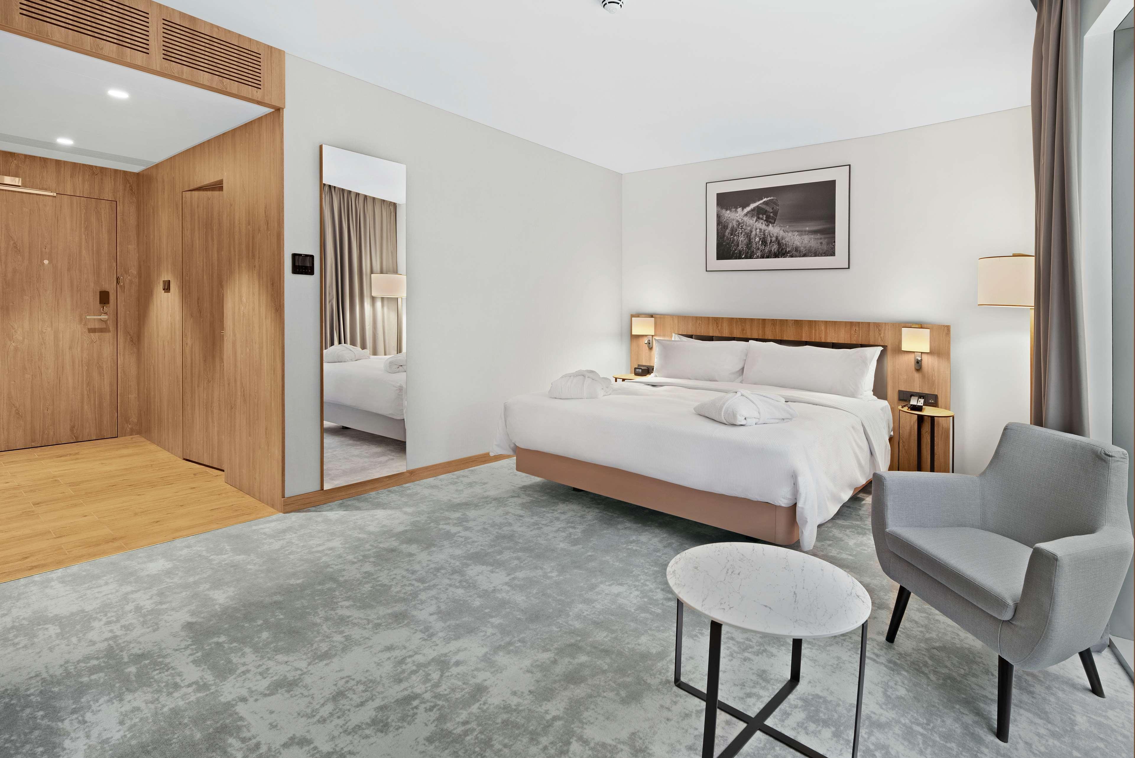 Hilton Garden Inn Vilnius City Centre Exterior photo